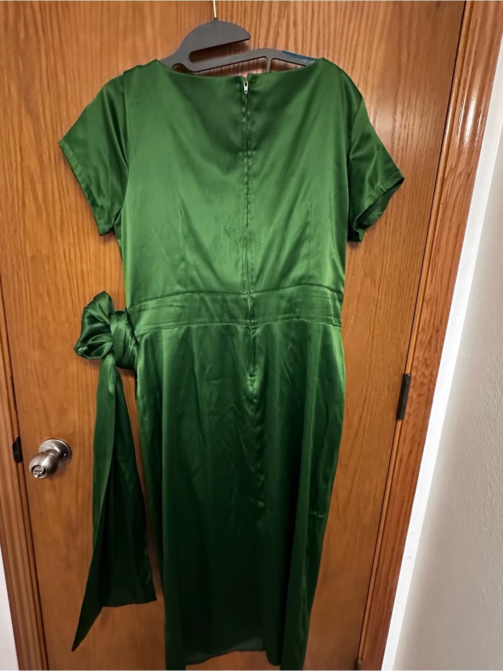 NWT Pinup Couture Ava Faux Wrap Wiggle Dress Emerald Green Satin Slit Bow XL - Picture 5 of 8
